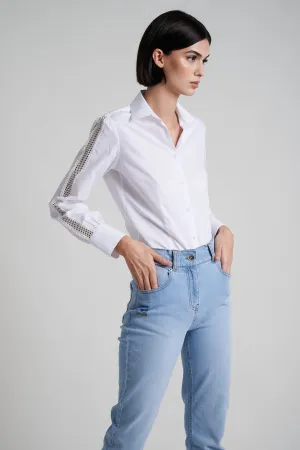 100% cotton shirt with inserted lace at sleeves