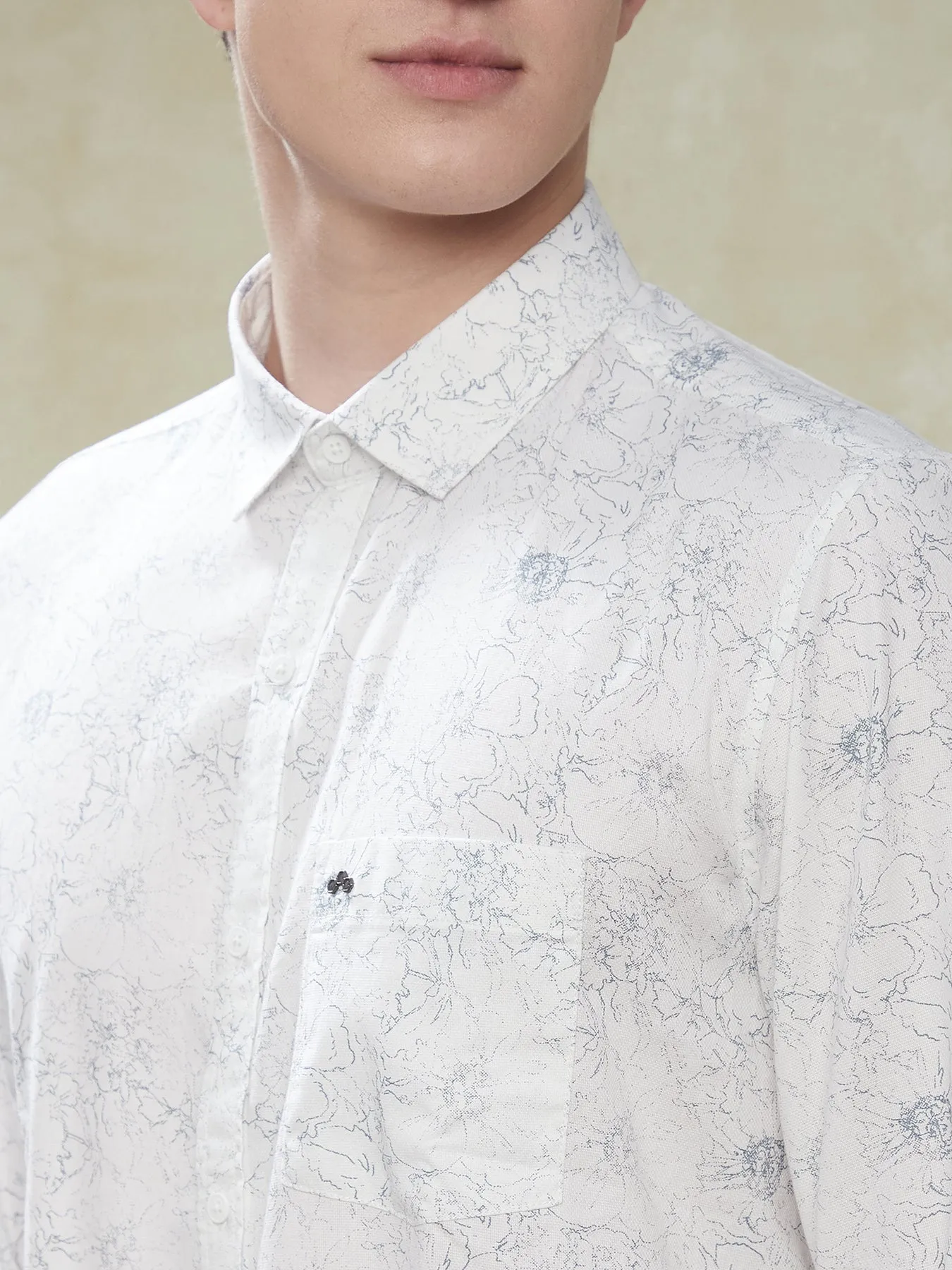 100% Cotton White Slim Fit Full Sleeve Casual Mens Printed Shirt