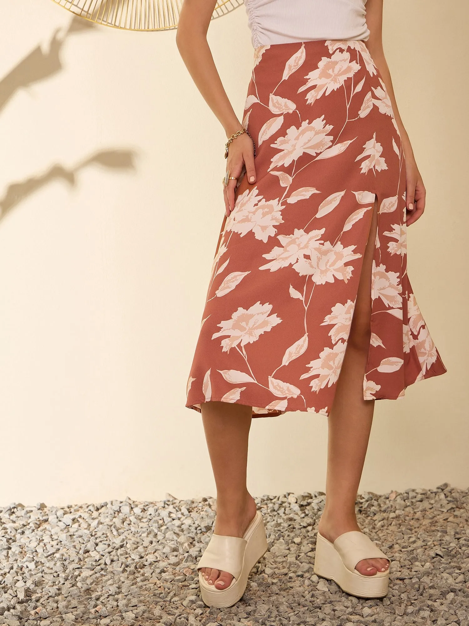 Berrylush Women Brown Floral Print High Rise A-Line Skirt