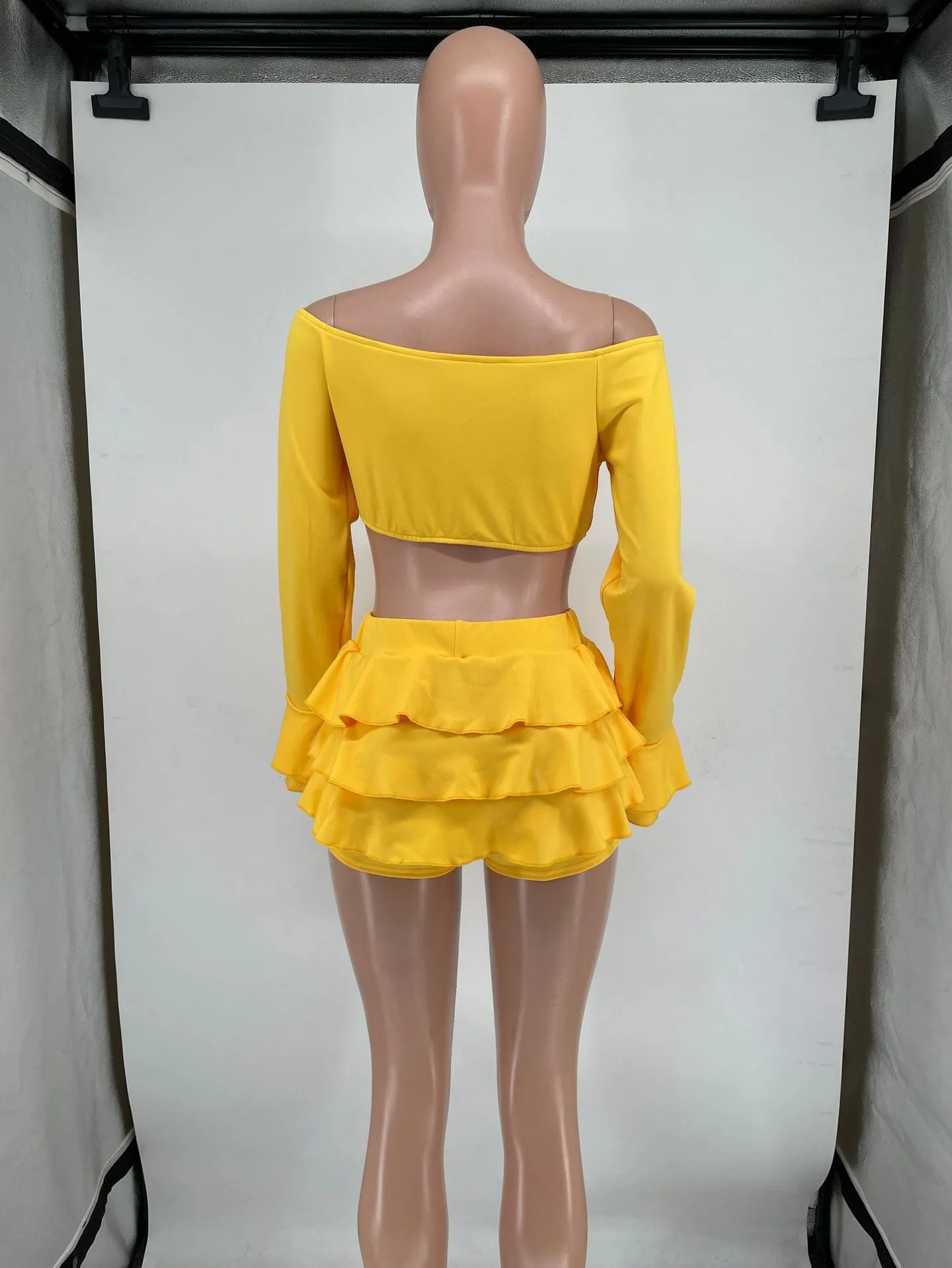 Cute off shoulder wooden ear edge bubble sleeve two-piece set AY2747