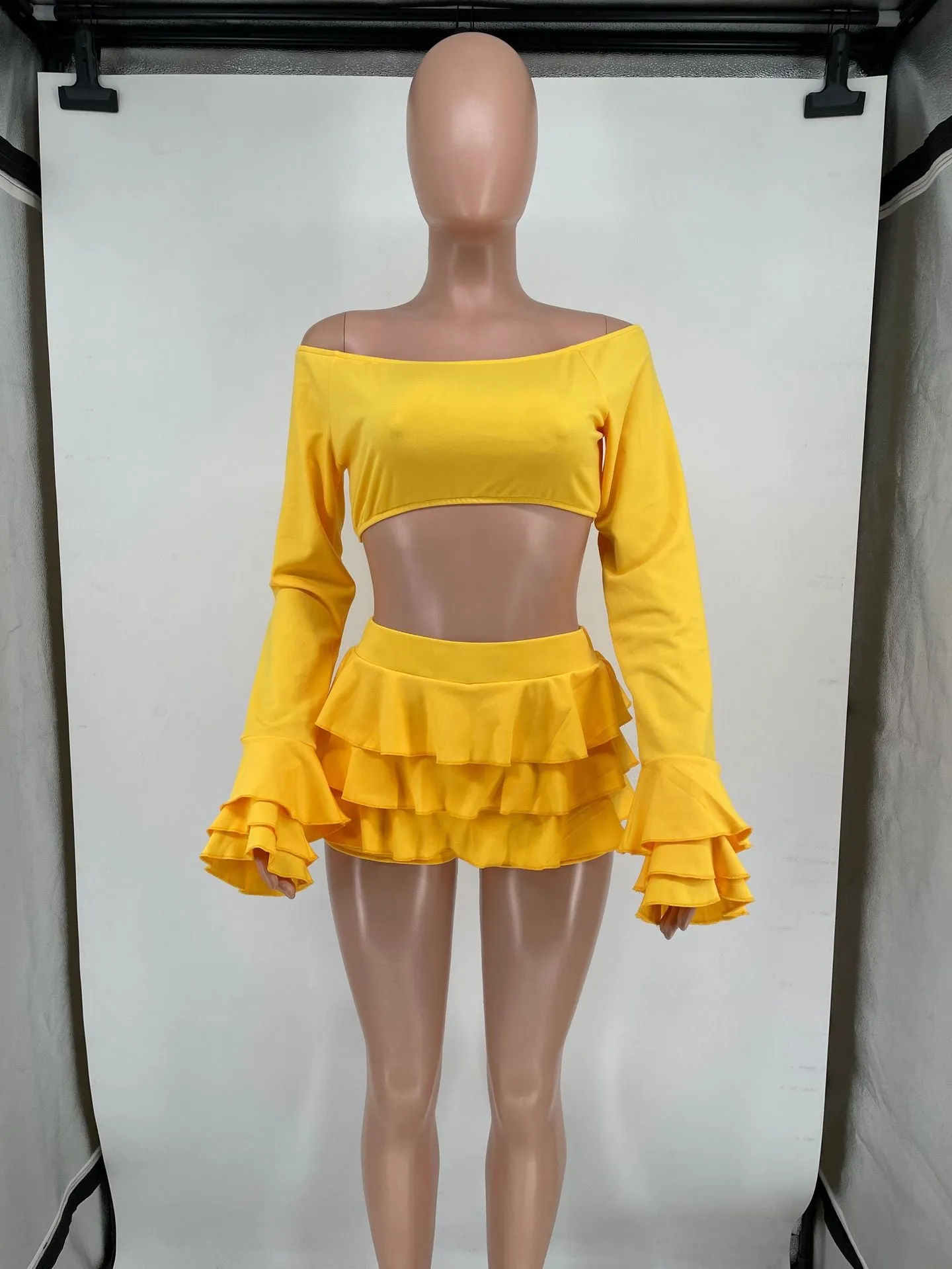 Cute off shoulder wooden ear edge bubble sleeve two-piece set AY2747