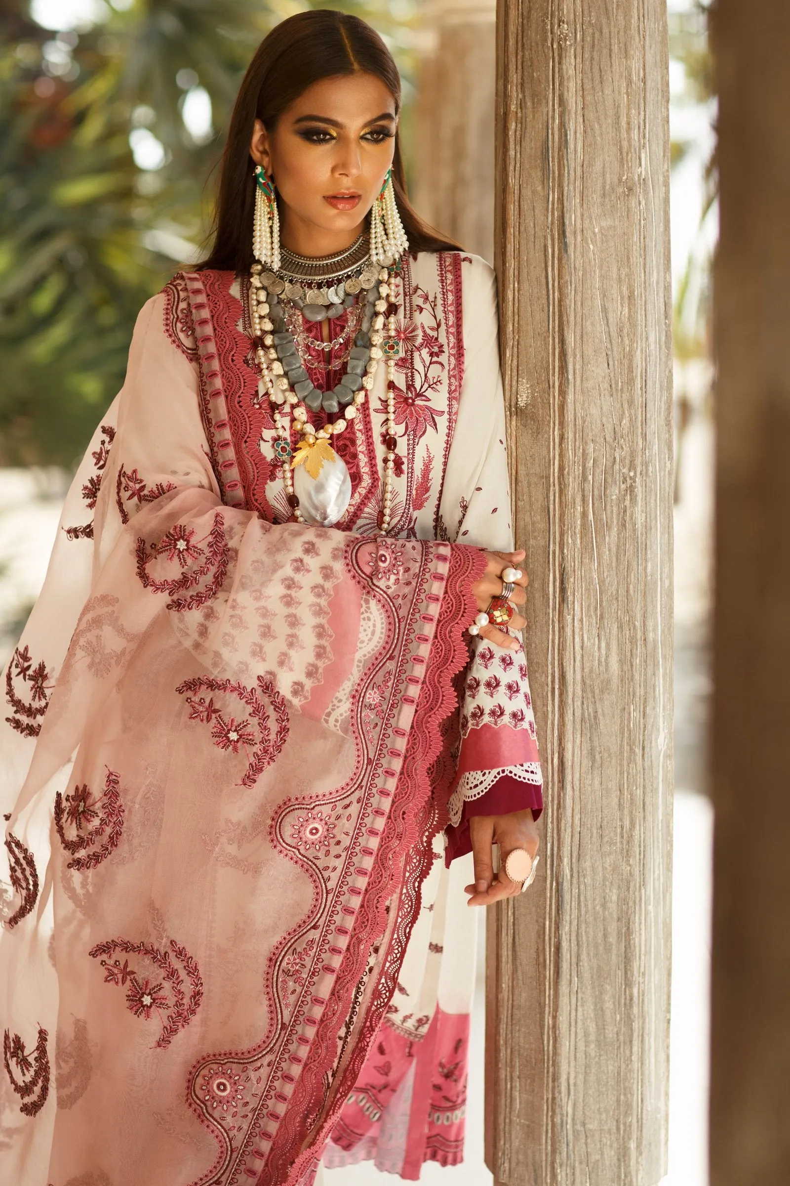 Élan Luxury Lawn Collection 2020 – EL-09 A (TISHALA)