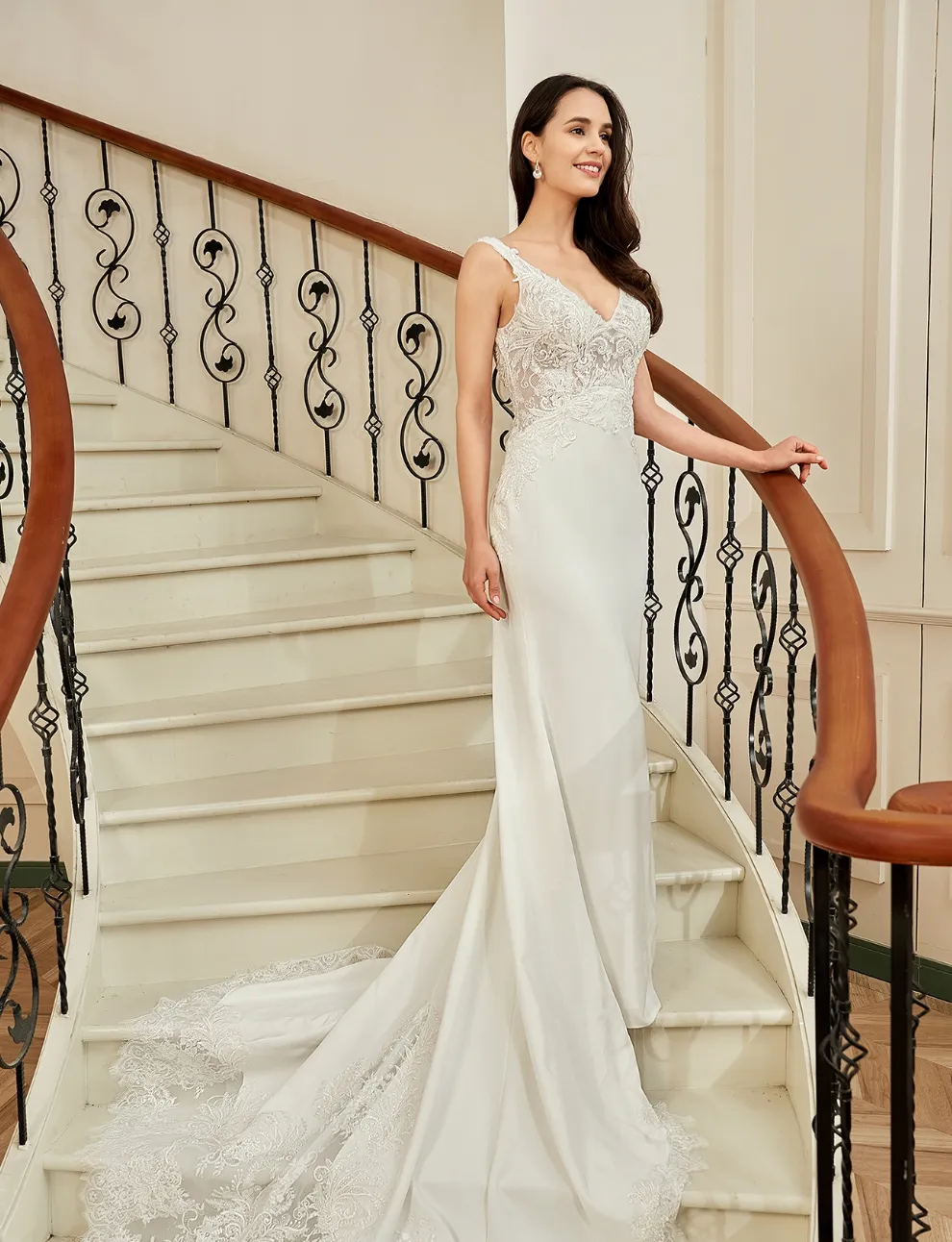 Motifs Crepe Sheath Shaped Court Lace Train Wedding Dress
